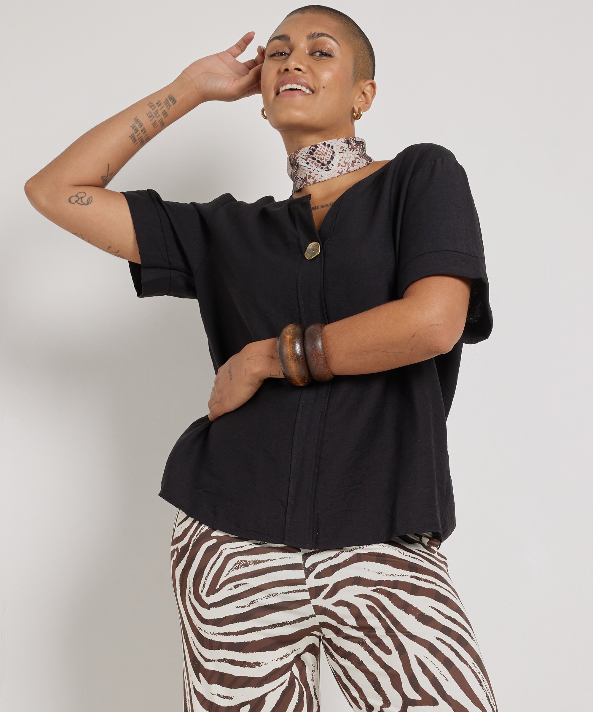 viscose top met sierknoop
