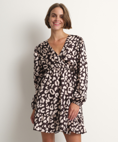 Korte jurk met panterprint satijnlook