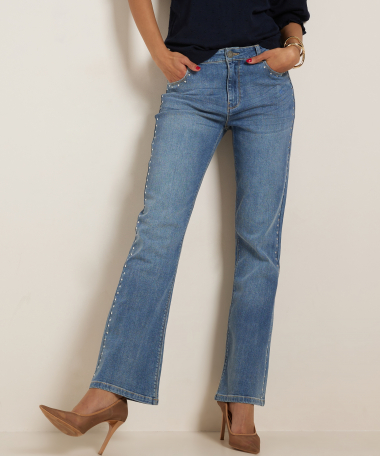 flared fit jeans studs