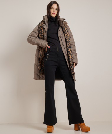 lange jas met gestept design