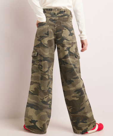 wide fit cargo broek camouflage 