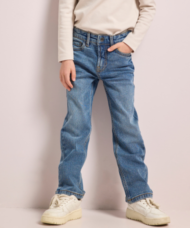 straight fit stretch denim jeans