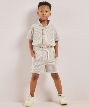 korte broek met elastische tailleboord