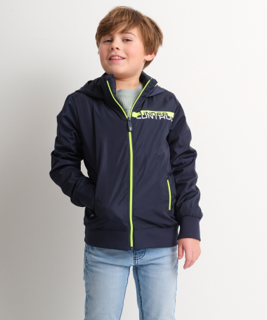 jas met verborgen capuchon