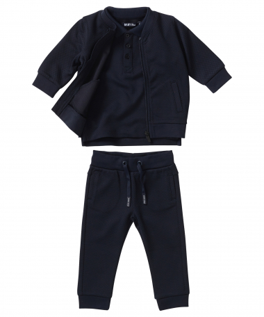 broekje met structuur