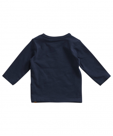 top met kleine opdruk