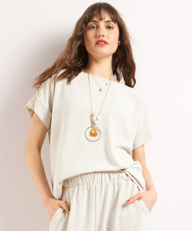 t-shirt met ketting