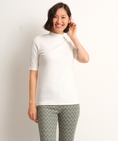 uni t-shirt turtleneck