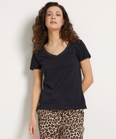 broderie t-shirt met v-hals