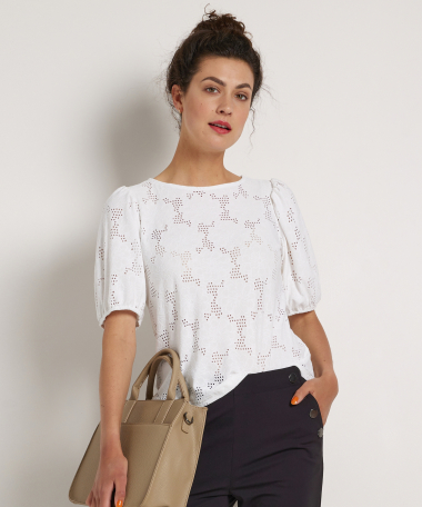 ajour t-shirt met pofmouw