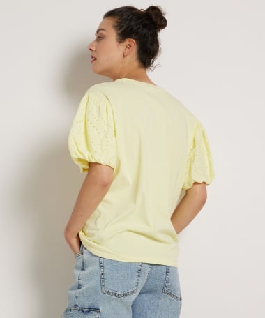t-shirt met kanten pofmouw
