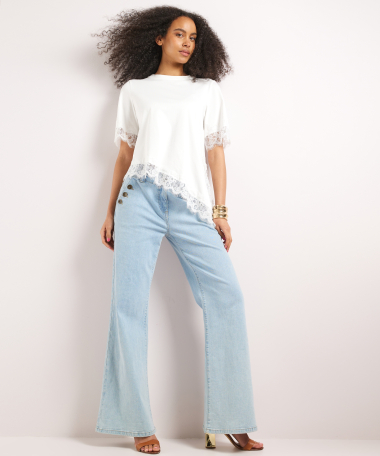 t-shirt met kant en asymmetrische rand