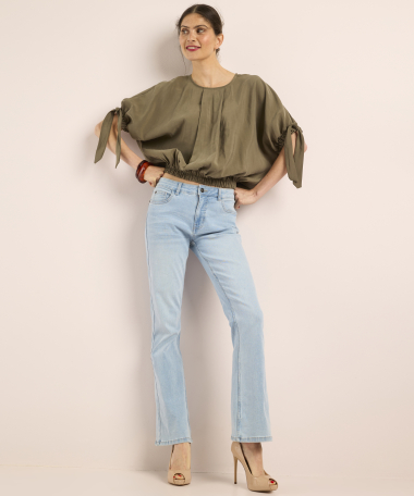 blouse met strikdetails