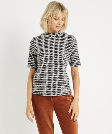 jacquard t-shirt turtleneck