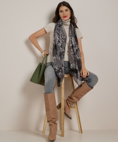 basic top met korte mouw en col