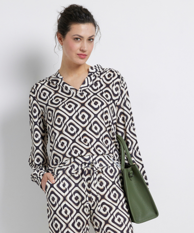 top met all-over print