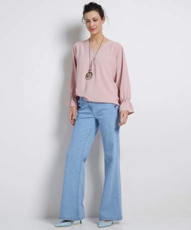 v-hals top met ketting