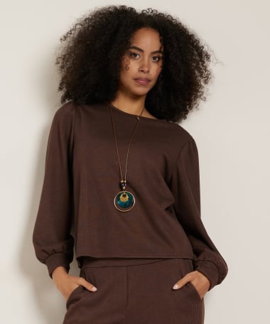 structuur top met ketting