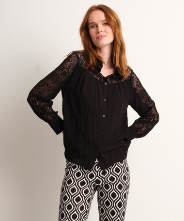 fancy blouse met kant
