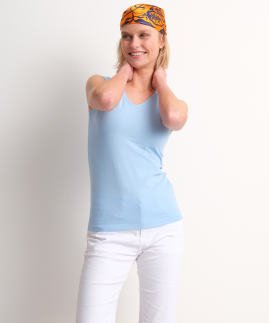 basic singlet v-hals lichtblauw