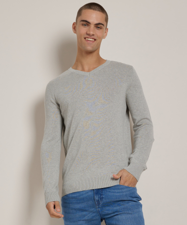 basic trui met v-hals