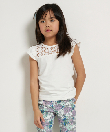 t-shirt met kanten details