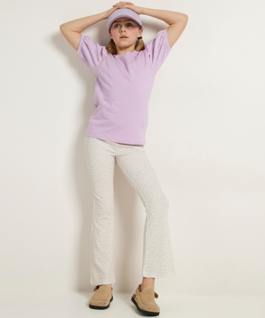 t-shirt met fancy pofmouwen