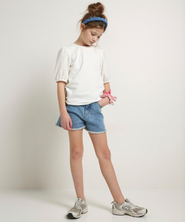 t-shirt met fancy pofmouwen