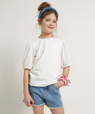 t-shirt met fancy pofmouwen
