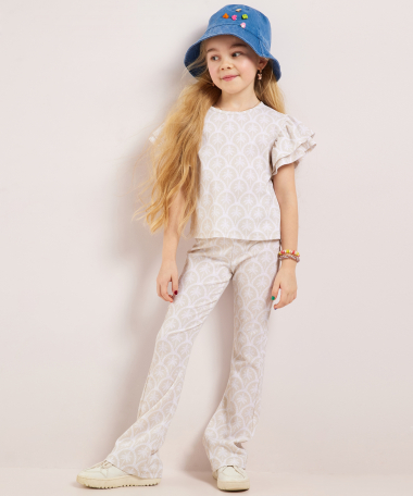 crinkle all-over print