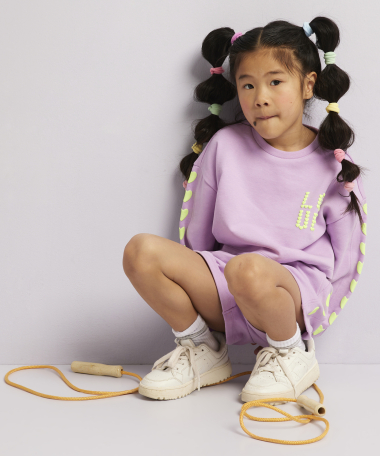 trui met hartjes opdruk