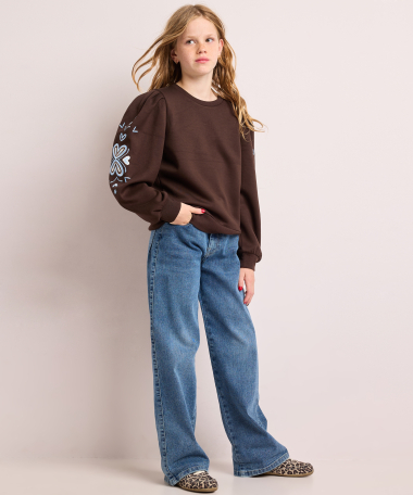 trui met embroidery