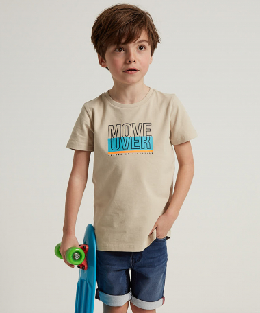 t-shirt met tekstopdruk