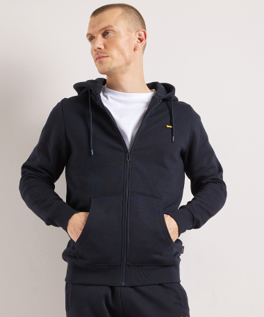 comodo sweat vest