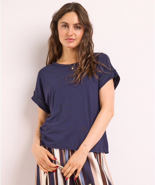 t-shirt met gehaakt detail
