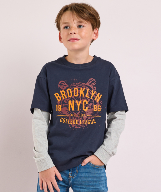 top gelaagd met print