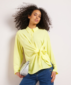 blouse met knoopdetail